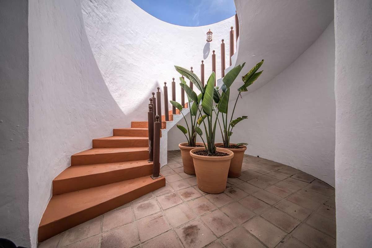 Apartamentos Turisticos Bahia De Trafalgar Саора Экстерьер фото